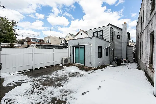 Sold by Remax Real Estate Professionals | media 13
