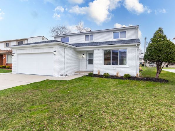 27320 Sutherland St, Southfield, MI 48076