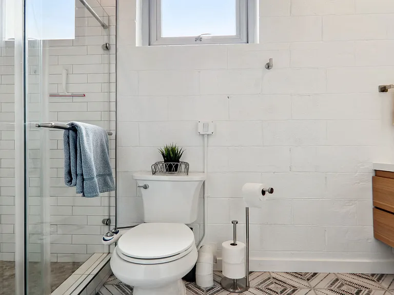 542 Ralph McGill Blvd NE #2 — Photo 5