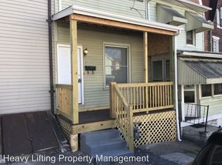 32 Chestnut St, Steelton, PA 17113