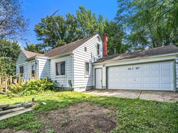 14551 M 216, Three Rivers, MI 49093