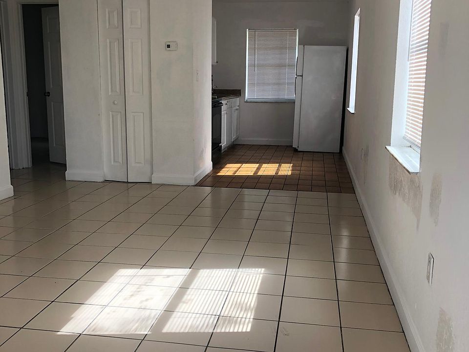 2nd image of 244 NW 14th St #3