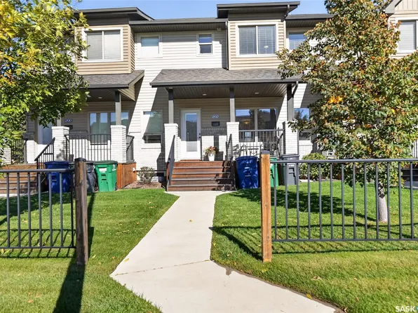202 Maningas Bend, Saskatoon, SK S7W 0P5