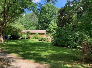 149 Windsor Cir, Chapel Hill, NC 27516