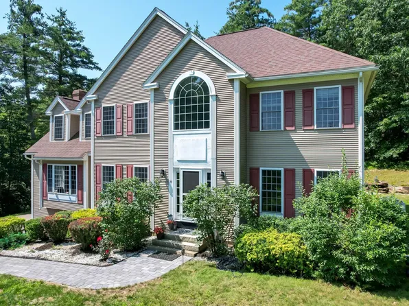 4 Ashley Nicole Drive, Plaistow, NH 03865