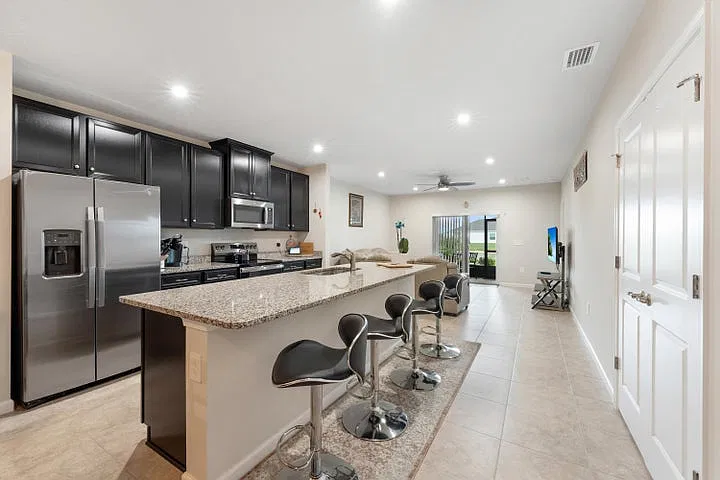 3 bed, 1503 sqft, $2,700 — Photo 2