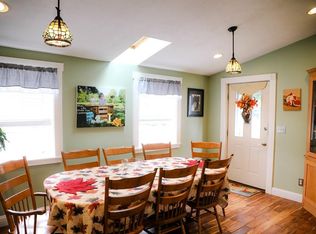 17 Shawmut Ave, Mansfield, MA 02048