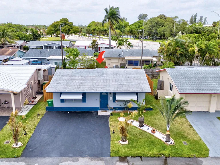 4901 NW 27th Way — Photo 31