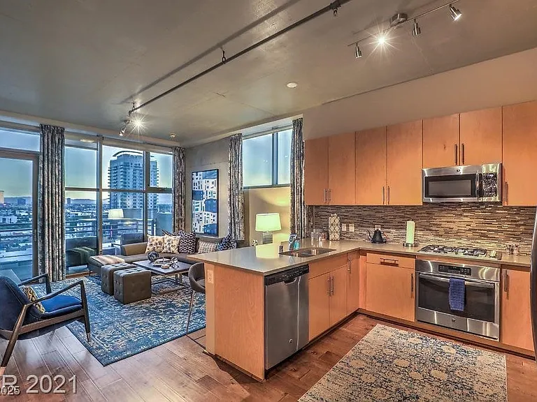 353 E Bonneville Ave #1002 — Photo 2