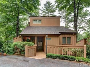 58 Mountain Villas Rd, Sapphire, NC 28774