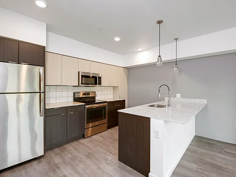 CRN Crane Interbay Apartments — Photo 18