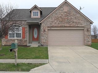 1233 Northcliffe Dr, Avon, IN 46123