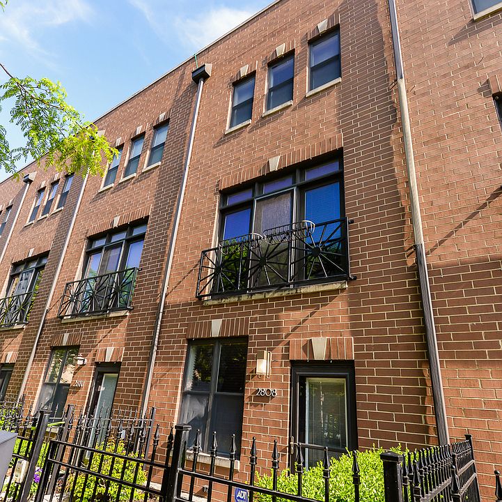 1st image of 2808 W Dickens Ave #A-6