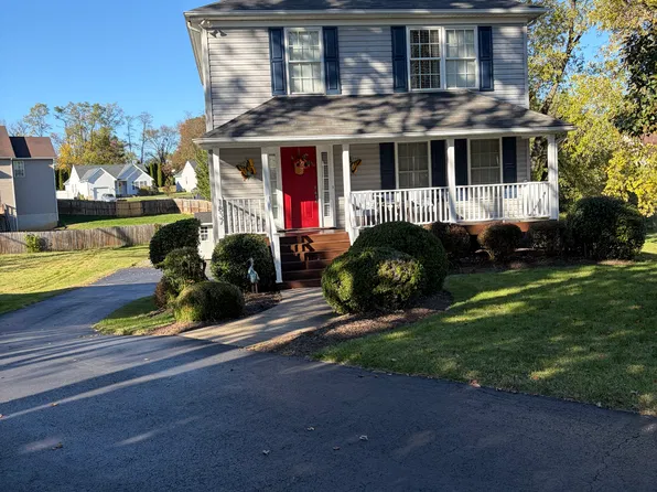 1837 N Talbott Pl #1, Waynesboro, VA 22980