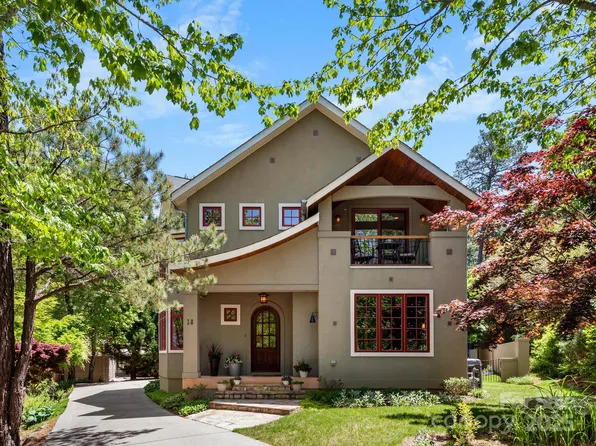 18 Ozark Spring Ln, Asheville, NC 28805