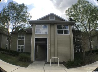 820 NW 19th Ave APT A, Gainesville, FL 32609