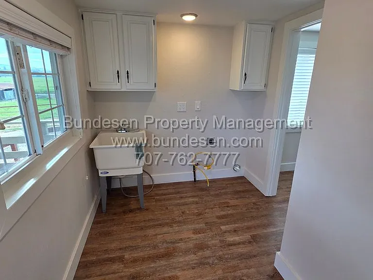811 Old Adobe Rd — Photo 20