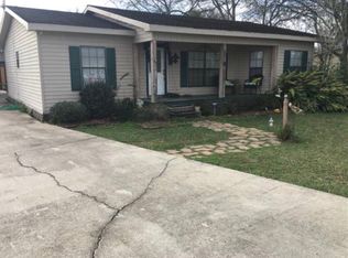 1029 Ches Broussard Rd, Breaux Bridge, LA 70517