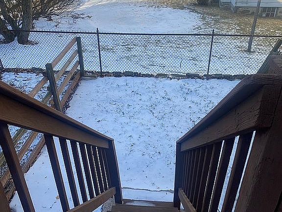 3rd image of 25 E Kline Ave