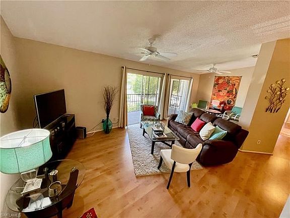 5th image of 14861 Summerlin Woods Dr Unit 5