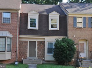 9881 High Water Ct, Burke, VA 22015