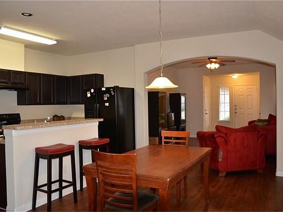 5th image of 19219 Lakota Dr