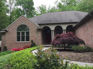 2730 Castanea Ct, York, PA 17402