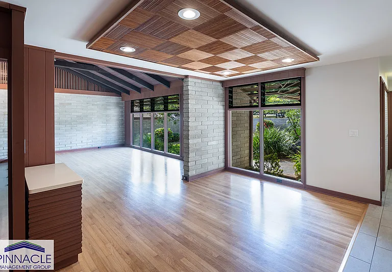 4103 Kahala Ave — Photo 3