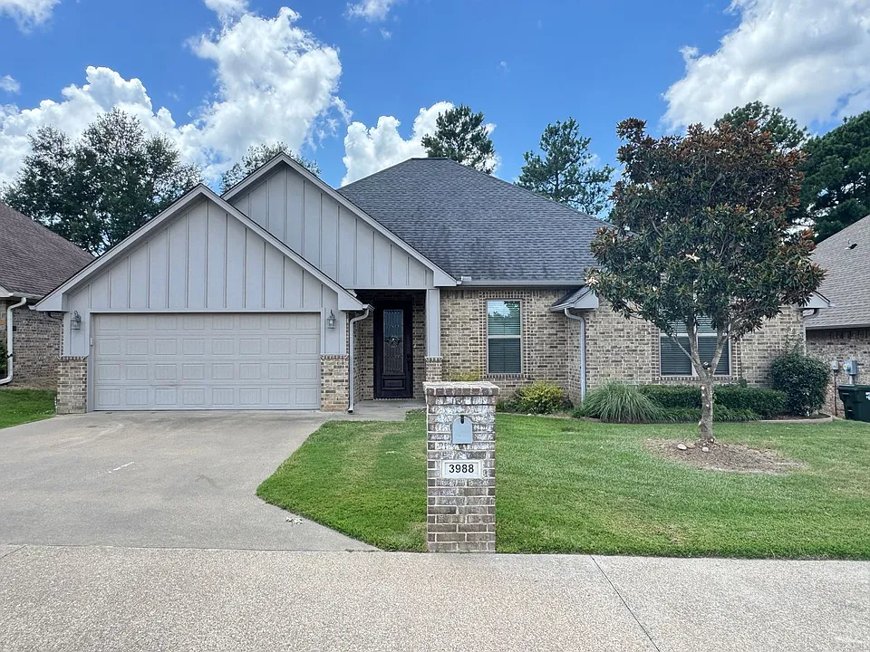 3988 Old Omen Rd