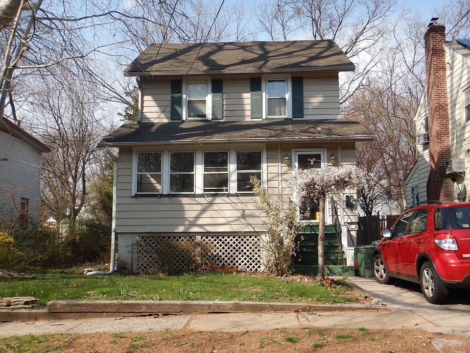 1st image of 563 Kenwood Pl