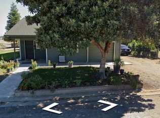 303 6th St, Corning, CA 96021