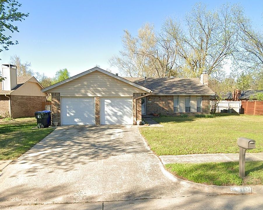 1st image of 1176 Robin Hood Ln
