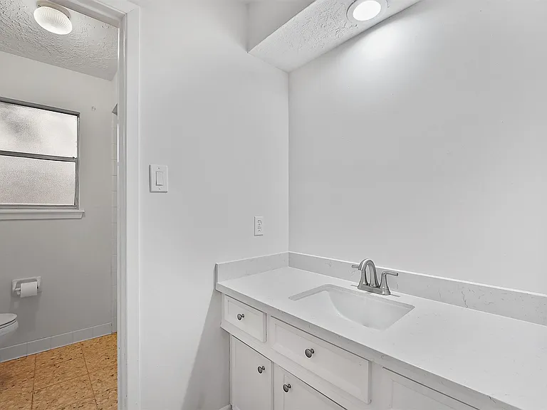 3622 Highland Lakes Dr — Photo 10