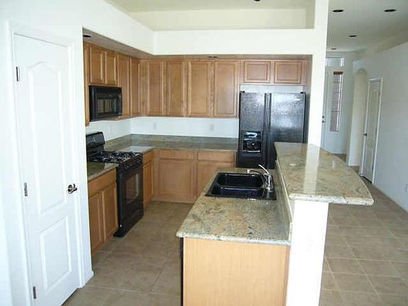 4th image of 3421 W Goldmine Mountain Coves