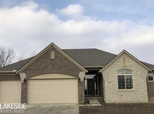 52015 Battanwood Dr #58, Macomb, MI 48042