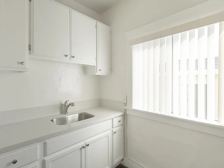 4309 S Main St #101A — Photo 9