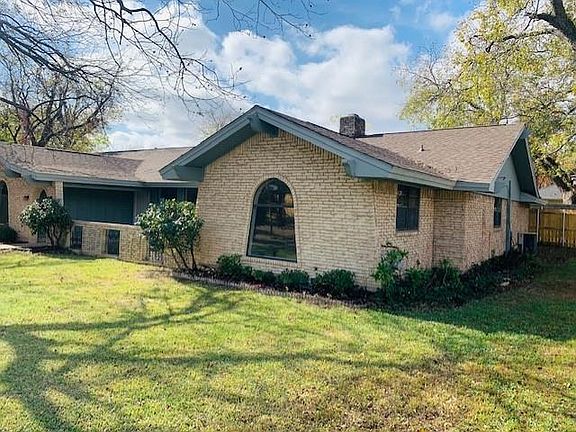 3rd image of 3022 Glasgow Ct