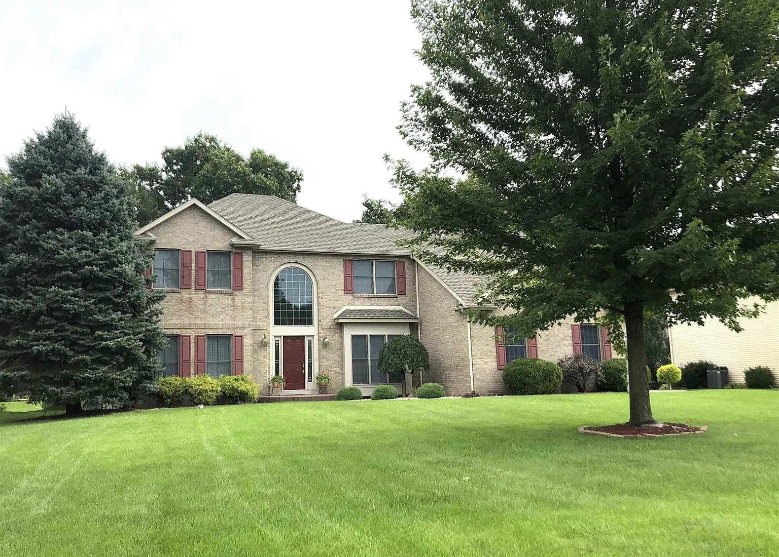 50682 Post Rd photo 1