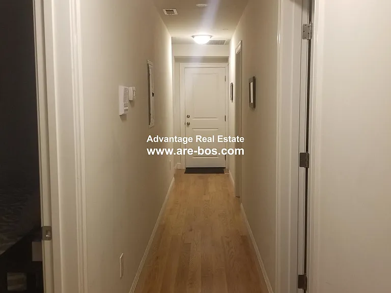 121 Webster Ave #3 — Photo 14