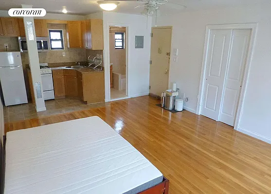 Rented by Corcoran | media 19