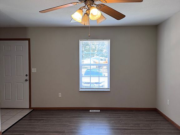 2nd image of 44 Arbor Glen Ct #44