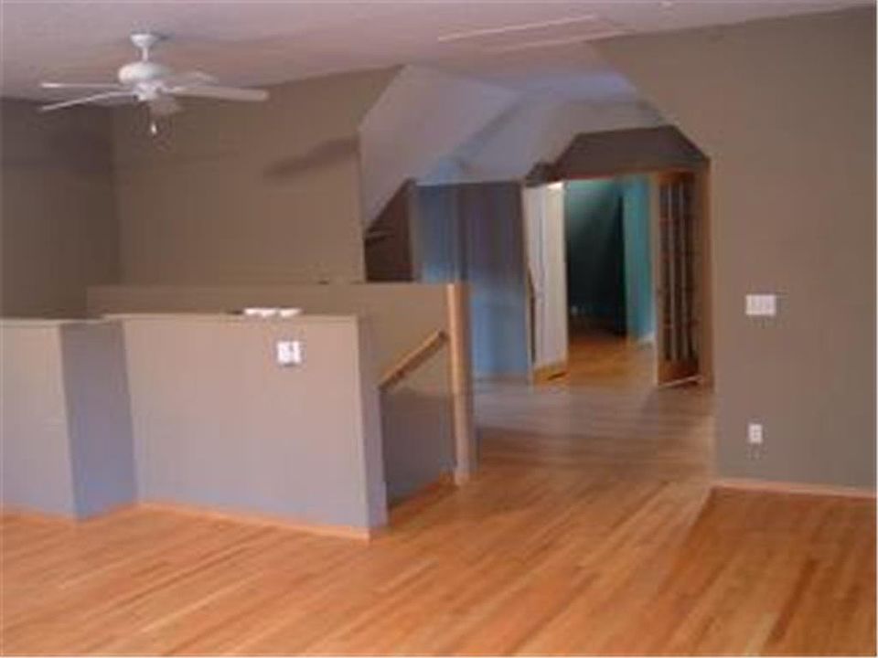 1st image of 1660 Hewitt Ave #3