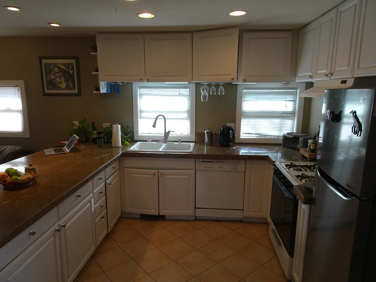 2 bed, 1500 sqft, $3,000 — Photo 4