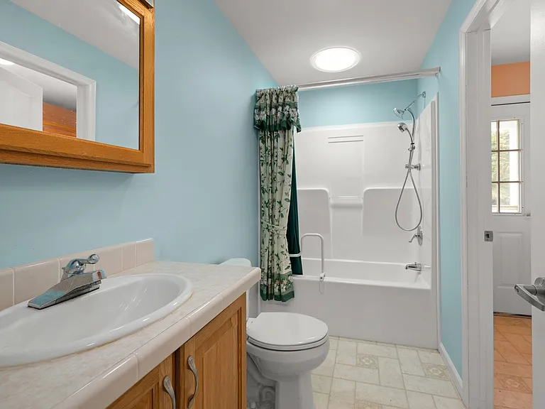 27723 Crozet Dr — Photo 23