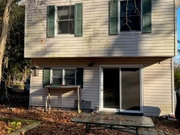 15 Deer Path, West Milford, NJ 07480