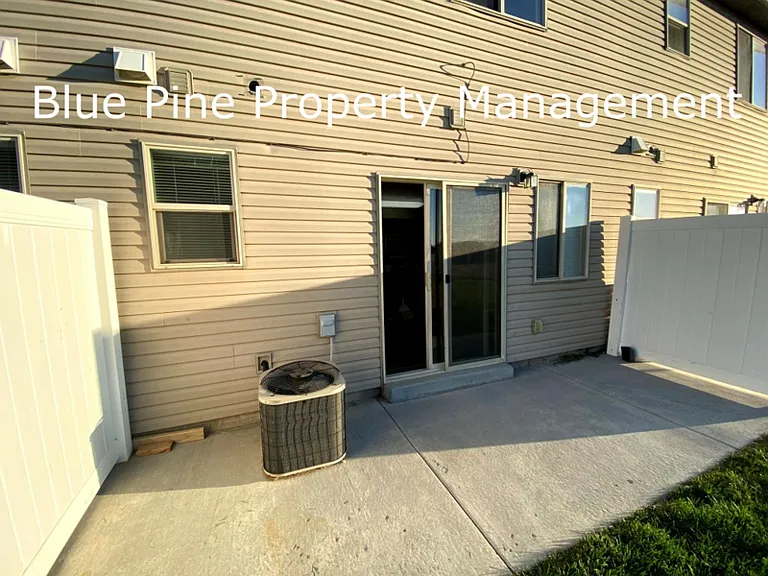 1512 N Stevens Dr #C — Photo 16