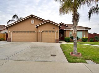 2649 Hillcrest St, Selma, CA 93662