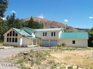 1571 Nile Rd, Naches, WA 98937