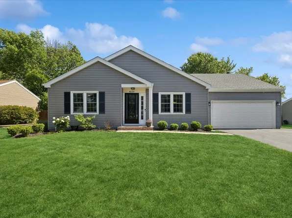 5825 Hancock Ln, Gurnee, IL 60031
