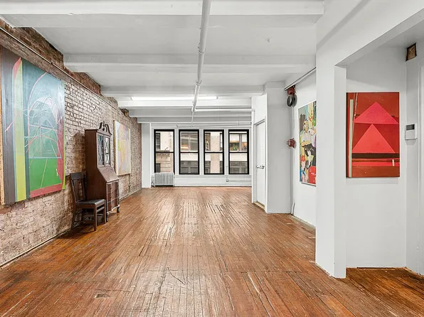 130 W 26th St APT 3, New York, NY 10001